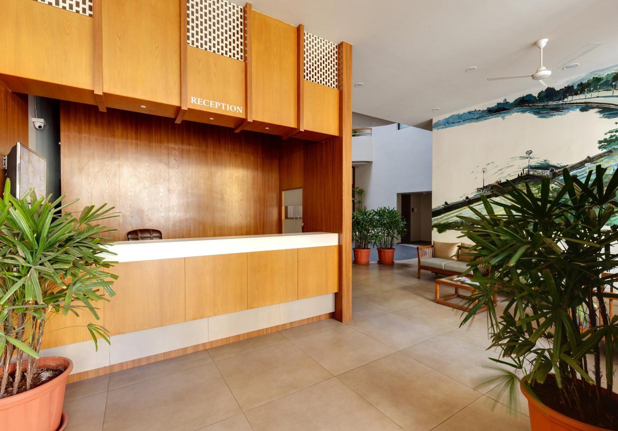 Hotel Classic Mid Town, Kolhapur Luaran gambar